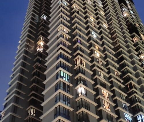 Lodha Park, Worli 2BHK 890 Sqft carpet for Sale. Call 9820960919 for more details.