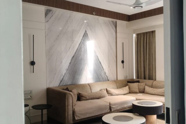 Lodha Kiara 2BHK 960Sqft carpet fully furnished for Lease @ 290K